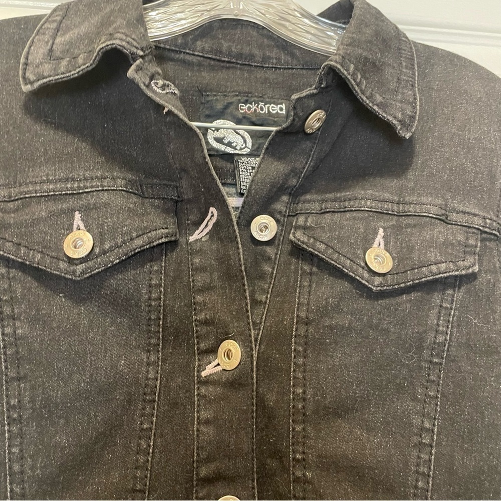 Ecko Red Embroidered Black Denim Cropped Jean Jacket Size Extra Small - Picture 2 of 6